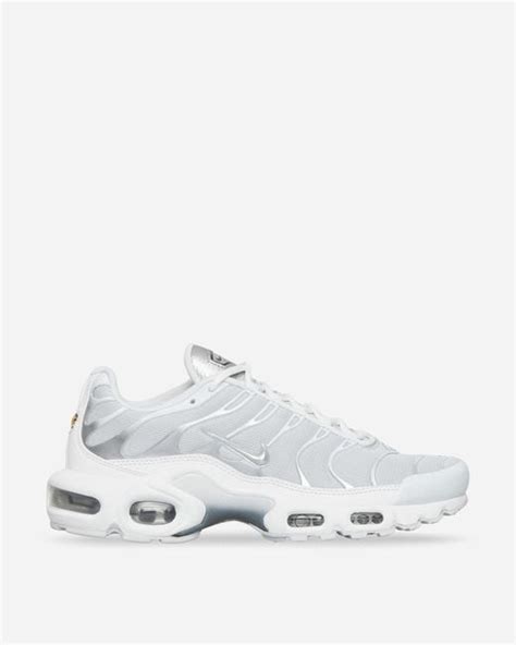 Nike Wmns Air Max Plus Sneakers White / Pure Platinum for Men | Lyst