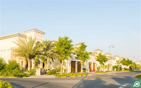 Pros and Cons of Living in Emirates Hills - MyBayut