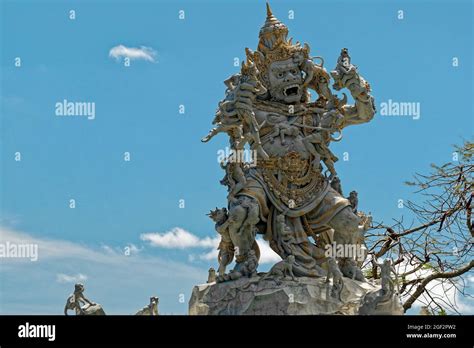 Kumbhakarna fighting vanara hi-res stock photography and images - Alamy