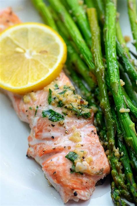 Garlic Butter Salmon and Asparagus | That Low Carb Life