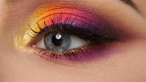 10 Gorgeous Pink and Yellow Eyeshadow - L’Oréal Paris