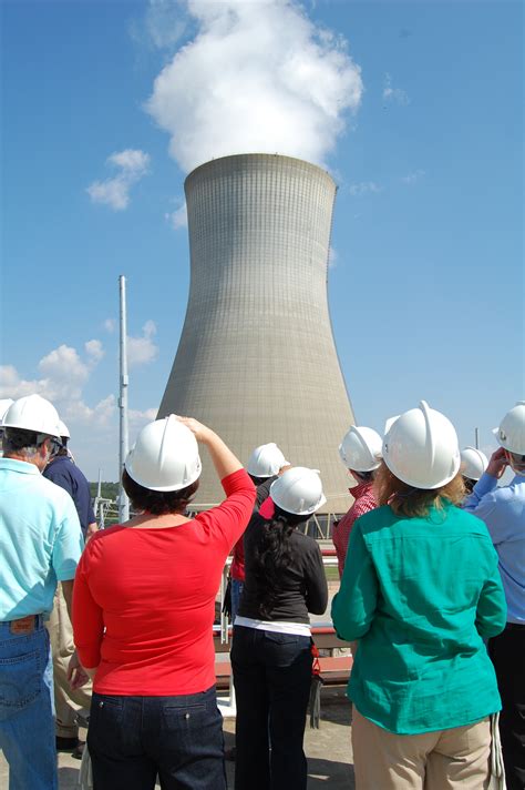 The Value of Nuclear Plant Tours | Duke Energy | Nuclear Information Center