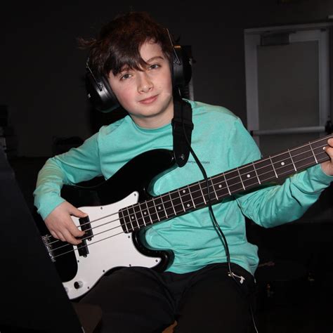 Best Electric Bass Guitar Lessons in Columbus, Ohio