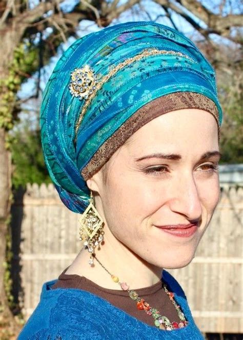 Pin by Cybra on Head covers (favorites) | Jewish women fashion, Hair ...