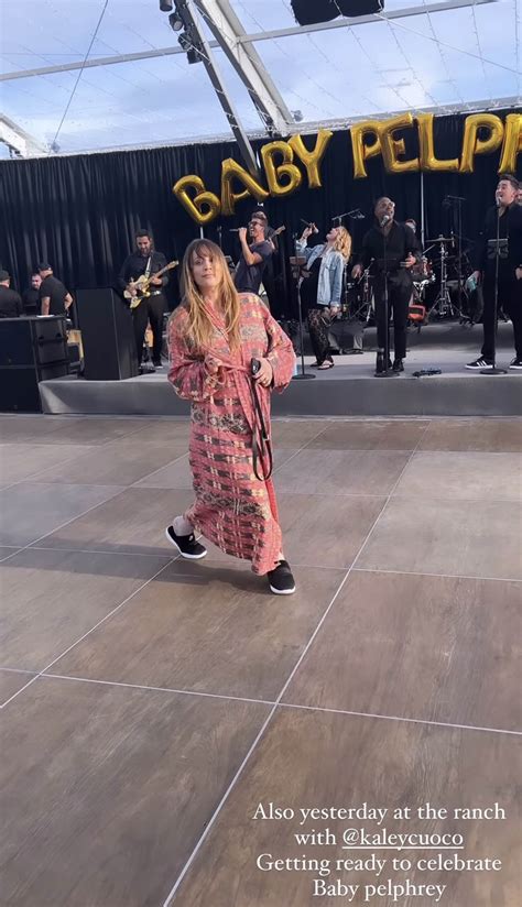 Pregnant Kaley Cuoco Dances Before Baby Shower in Robe & Nike Slippers – Footwear News