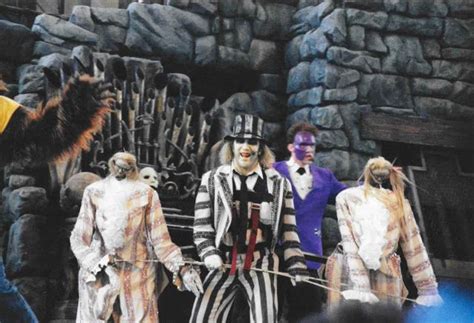 Beetlejuice Graveyard Revue Tribute | Beetlejuice, Universal hollywood, Tribute