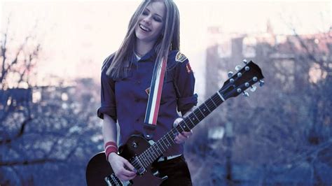 Avril Lavigne - Sk8er Boi (Official Instrumental) - YouTube