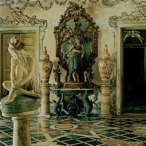 Exhibitions - Details - Saffronart :: Derry Moore : Interior, Marble Palace, Calcutta