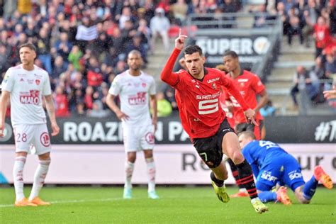 Martin Terrier speaks on his first week as a Bayer Leverkusen player ...