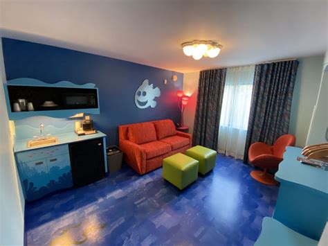 PHOTOS, VIDEO: Tour a Newly-Remodeled "Finding Nemo" Family Suite at ...