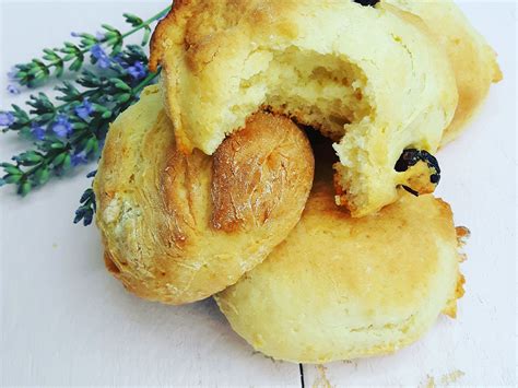 Yogurt scones | Recipe | Kitchen Stories