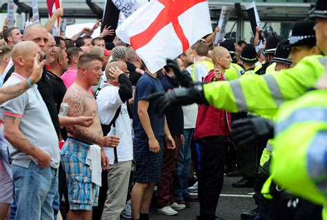 EDL rally and the anti-EDL protest in Birmingham - Birmingham Live