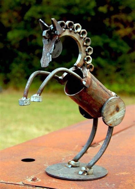 simple welding art projects #Weldingart | Welding art projects, Scrap metal art, Welding art