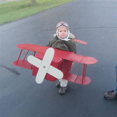 Madden Airplane! DIY cardboard airplane. Creative boy costume ...