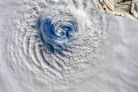 Intense Tropical Cyclone Freddy sets sights on eastern Africa