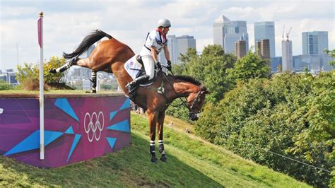 Zara Tindall to contest arena eventing in The Queen’s back garden - Horse & Hound