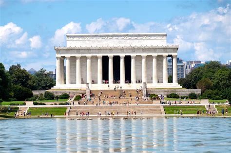 Lincoln Memorial in Washington DC - Encounter One of Our Nation’s Most ...