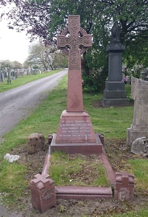 A History of Anfield Cemetery - Sarsfield Memorials LiverpoolSarsfield ...