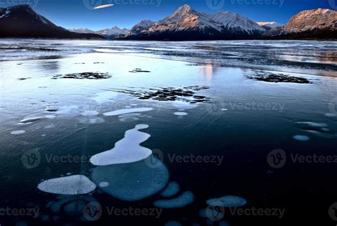 Abraham Lake Winter 5436148 Stock Photo at Vecteezy