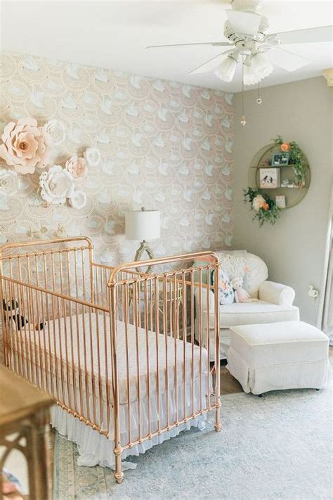 Cómo decorar habitaciones infantiles vintage | Baby girl nursery room, Girl nursery room ...