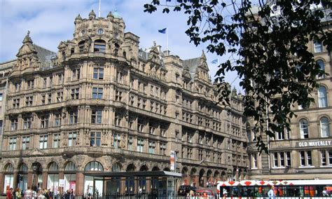 Shops on Princes Street Edinburgh - Ed O'Keeffe Photography