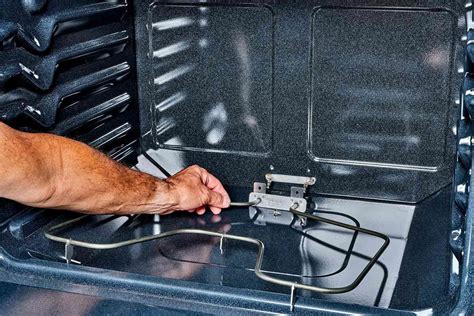 How to Replace the Baking Coil in an Electric Oven