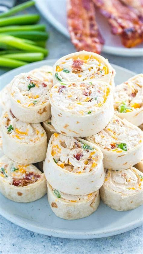 Bacon Cheddar Ranch Pinwheels [VIDEO] - Sweet and Savory Meals | Recipe ...