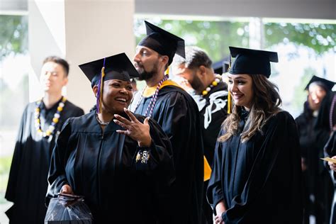 More Than 520 Students Set to Receive Degrees at Bellevue University Winter Commencement