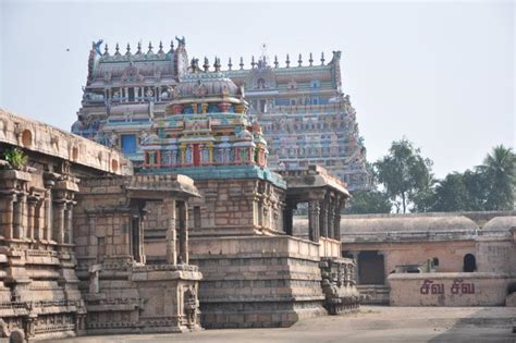 Tribhuvanam Sarabeshwarar Temple