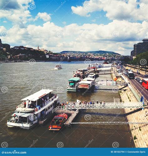 Danube river in Budapest editorial stock image. Image of ticket - 38103794