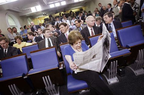 White House Unveils New Press Room - Photo 1 - Pictures - CBS News