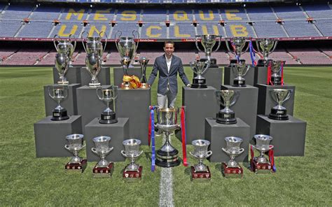 Xavi Hernández to retire at end of season