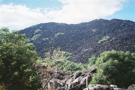 Black-Mountain - Australia by Red Nomad OZ