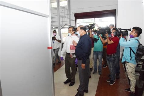 Jorhat: Himanta Biswa Sarma inaugurates COVID-19 lab at NEIST - News Live