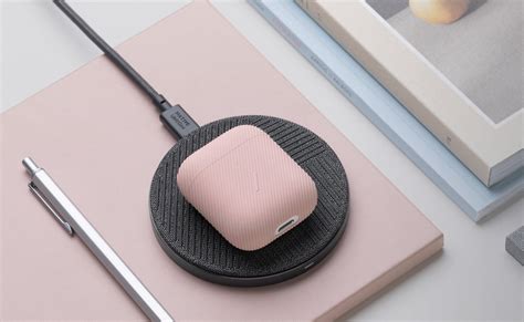 This Silicone AirPods Case Keeps Your Earbuds Stylin'