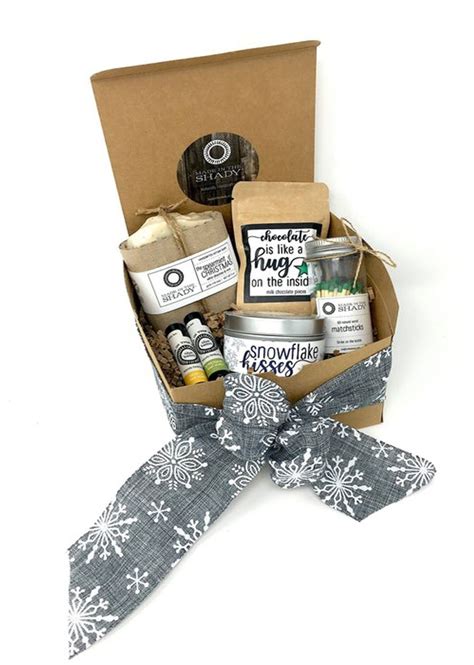 A Sampling of Etsy’s Unique Beauty Gifts | StyleCaster