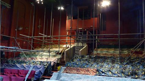 Sharnbrook Mill Theatre's curtain up after £60k revamp - BBC News