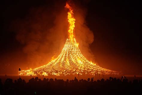 The playlist of the 2018 Burning Man Temple Burn / Boing Boing