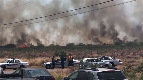 Brush fire on Maui, Hawaii, evacuations ordered - YouTube