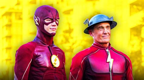 The Flash: First Look at John Wesley Shipp's Return for Final Season (Photos)