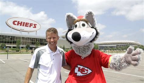 Kansas City's KC Wolf: The Mascot All the Other Mascots Look Up To - The Atlantic