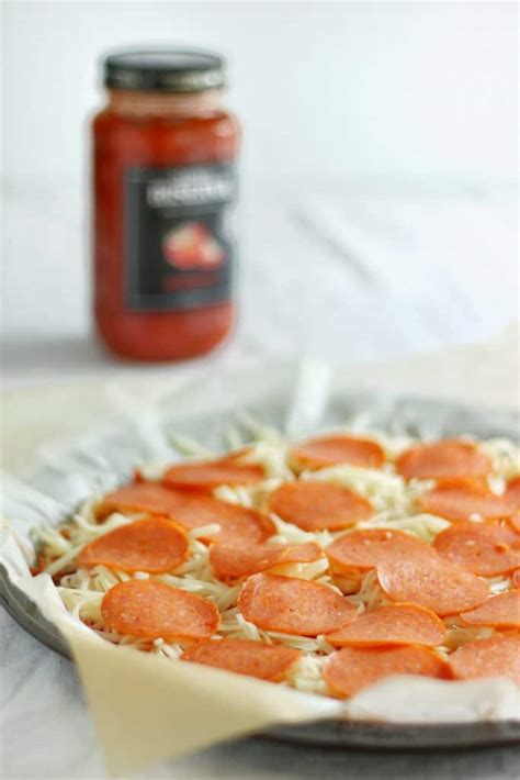 Keto Pizza Crust | Low Carb & Nut, Gluten and Free Pizza Crust