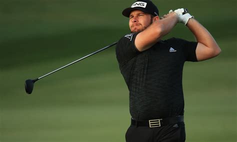 Tyrrell Hatton off to a great start; grabs lead at Abu Dhabi - Golf SWING 24/7 | Golf SWING 24/7