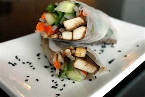 Thai Rice Wraps with Peanut Sauce (Gluten Free, Dairy Free)