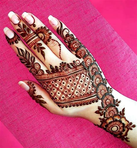 Charming Back Hand Bridal Mehndi Designs - Back Hand Bridal Mehndi Designs - Bridal Mehndi - Crayon