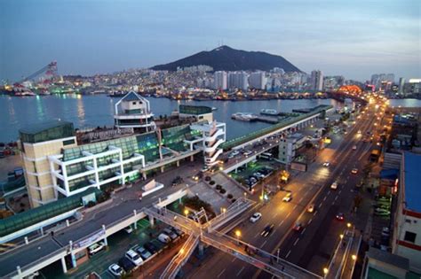 Busan Port Passenger Terminal | 부산연안여객터미널 : TRIPPOSE