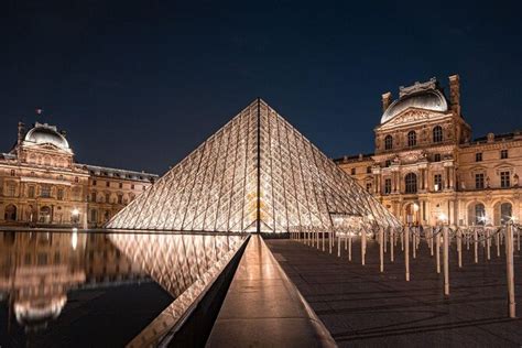 Louvre Museum Entrance Reserved Access Tour