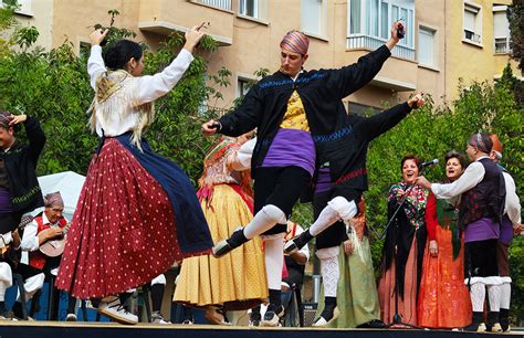 Barcelona Photoblog: Spanish Traditional Dance: The Jota