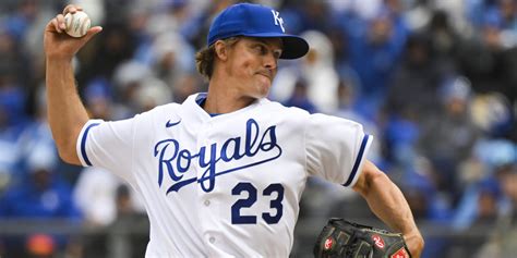 Zack Greinke succeeding despite low strikeout rate