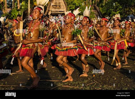 Papua New Guinea, Milne Bay Province, Encastreaux Sea, Trobriands ...